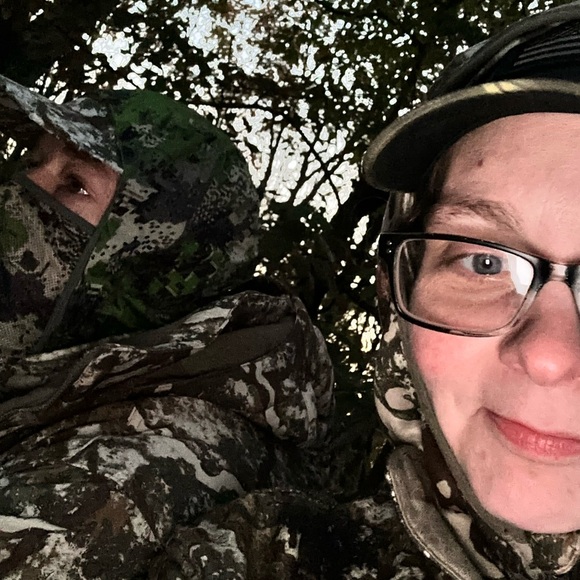 Meet your Posher, Allie S. - Picture 5 of 6